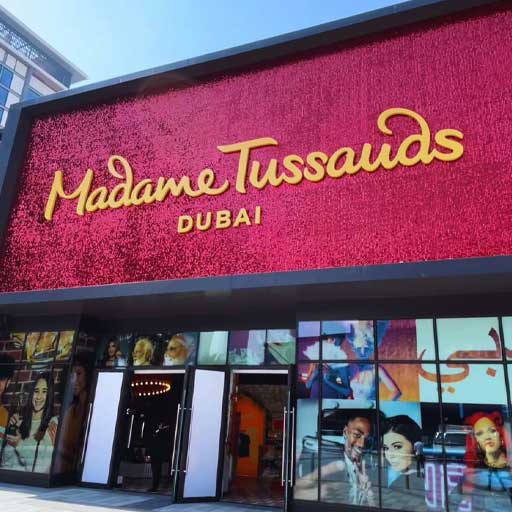 Contrail-madame-tussauds